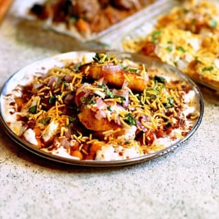 Aloo Tikki Chaat