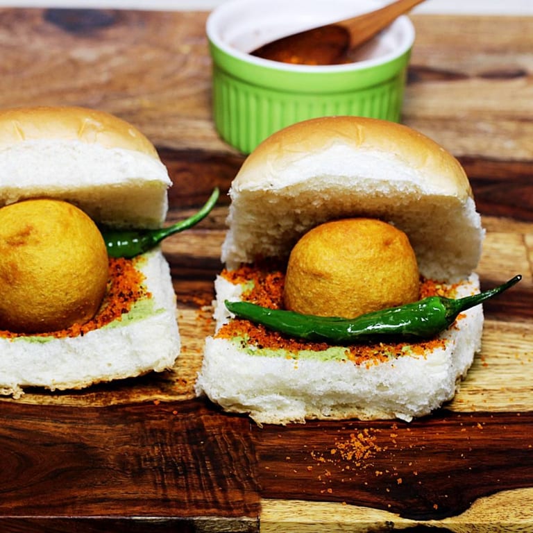 Delicious Vada Pav Experience
