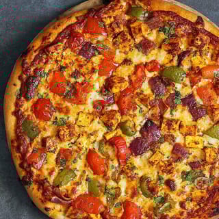 Karahi Paneer Pizza