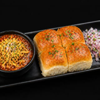 Misal Pav